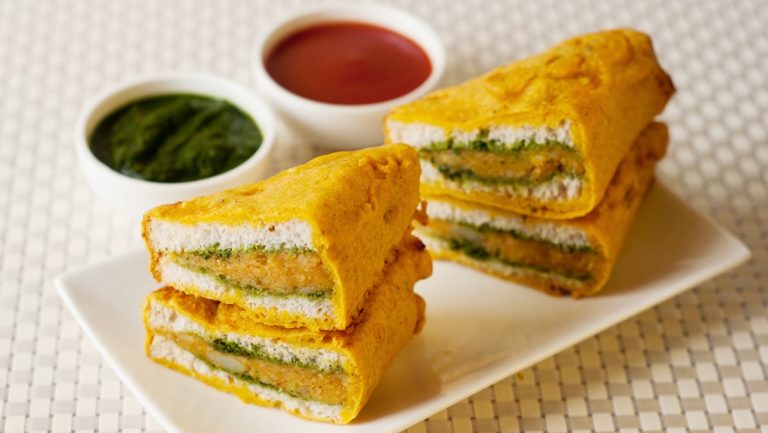 Bread pakora (bhajiya)