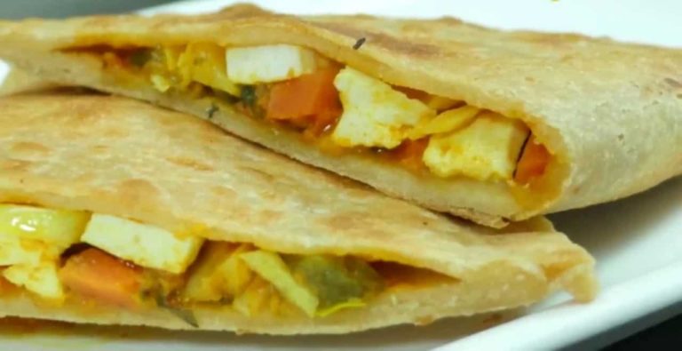 Veg Paneer Paratha Packets