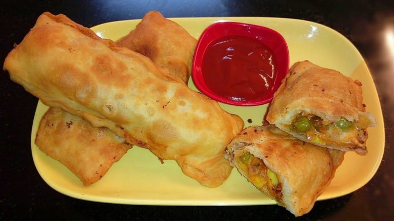 Crispy & Tasty Veg Pizza Puff