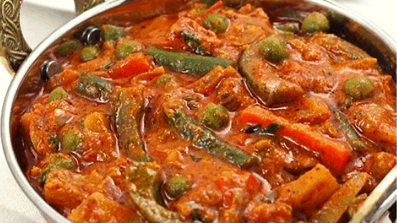 tasty veg kolhapuri recipe in hindi