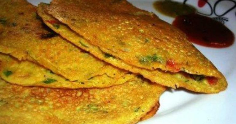 Gram Flour samolina Uttapam - बेसन सूजी उत्त्पम 2 Gram Flour samolina Uttapam-besan suji uttapam