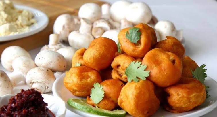 स्पाइसी मशरूम पकोड़े 3 स्पाइसी मशरूम पकोड़े 1